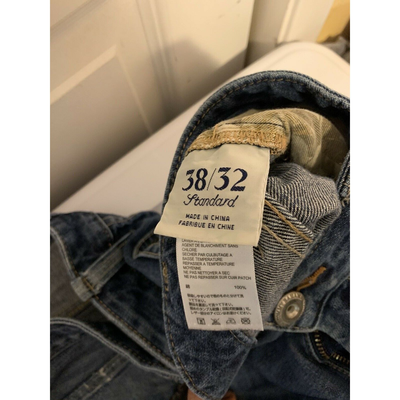 Tommy Bahama Tommy Bahama Jeans Standard 38 X 32 Leather Trim Pockets Size US 38 / EU 54 - 2 Thumbnail