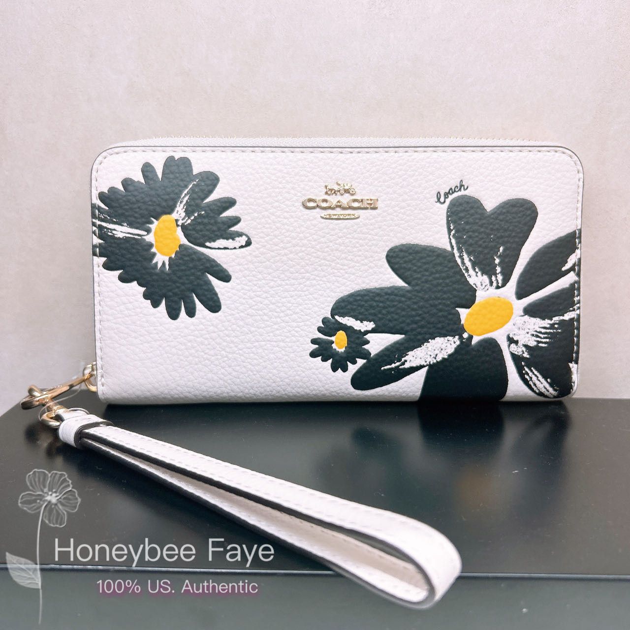 Coach Long Zip Around Wallet With Floral Print CZ608 Size ONE SIZE - 1 Thumbnail