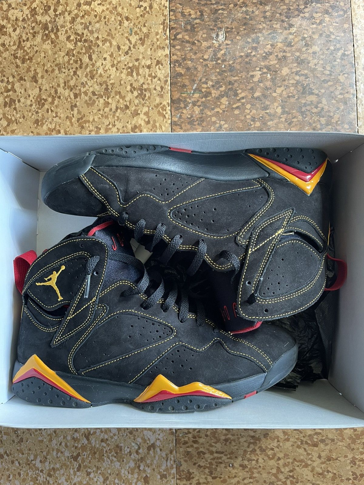 Jordan Brand × Nike Jordan 7 citrus Size US 10 / EU 43 - 2 Thumbnail