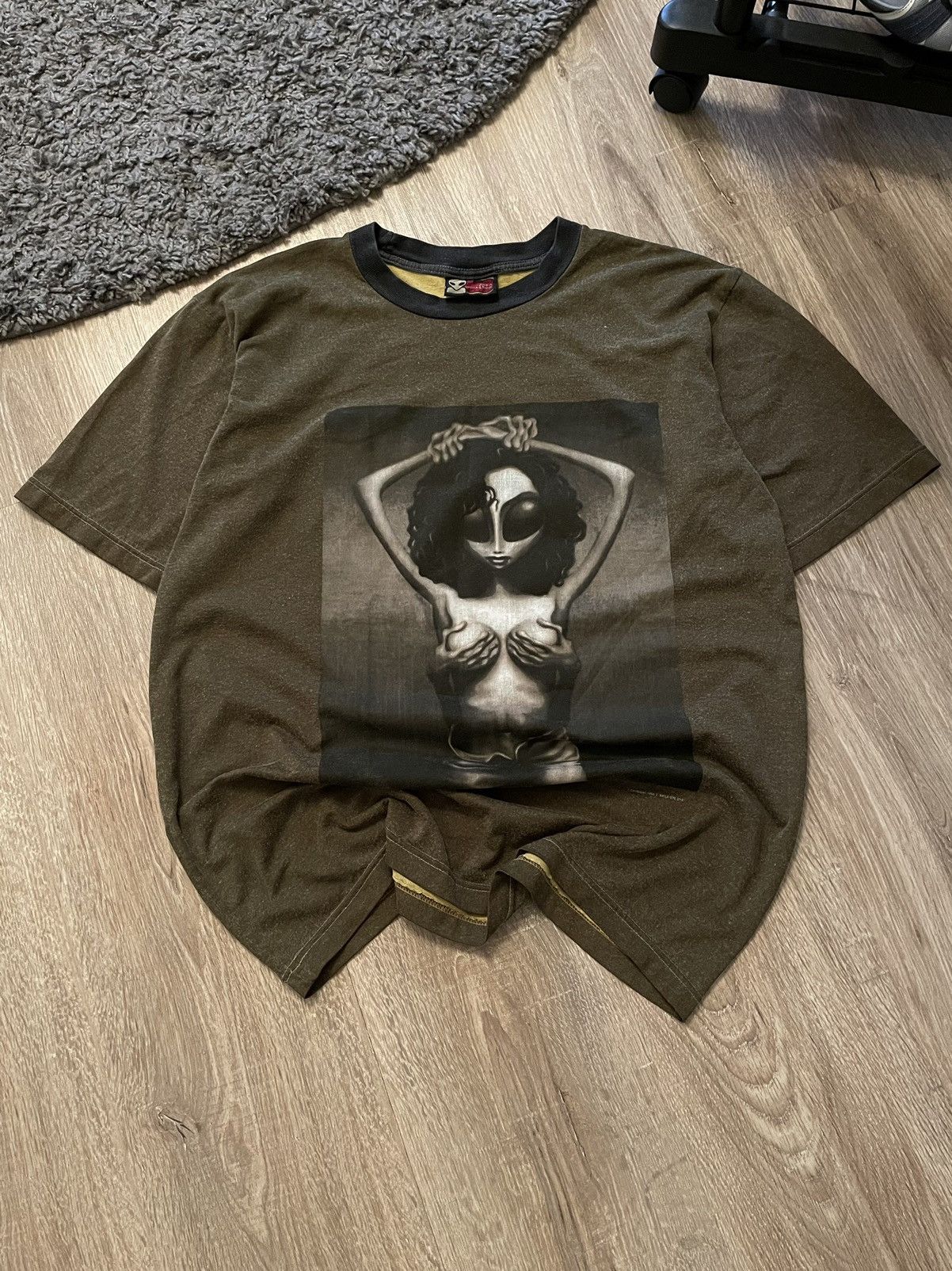 Alien Workshop Rare 1996 Alien Workshop Skate Janet Jackson Promo T Shirt Size US XL / EU 56 / 4 - 1 Thumbnail