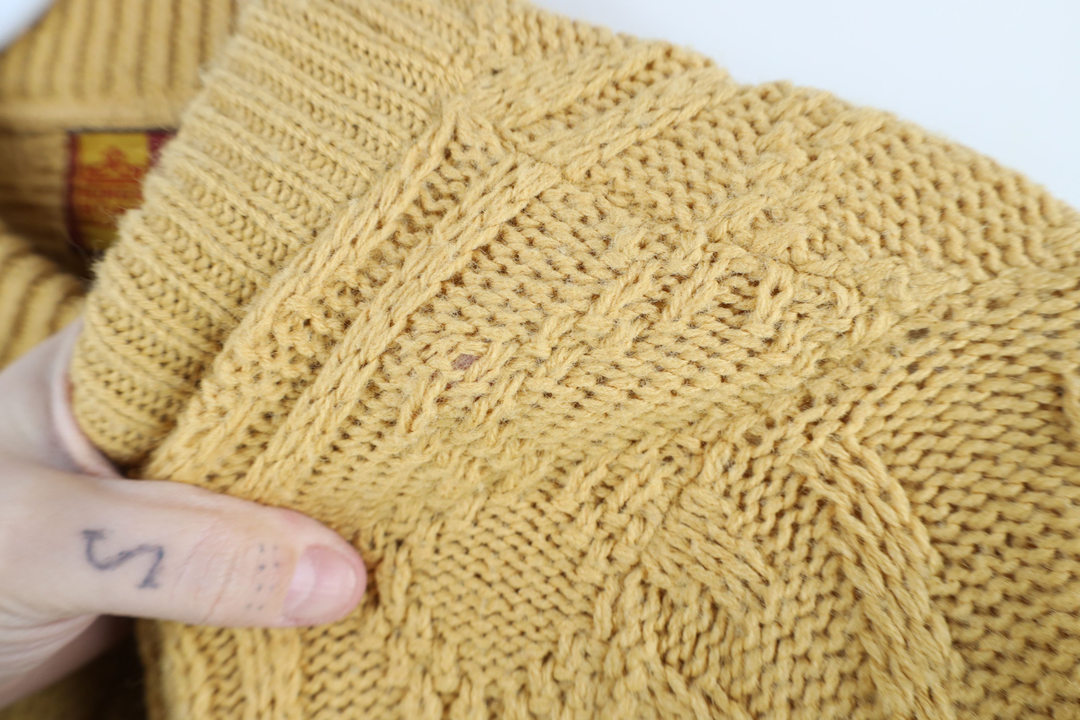 Vintage Vintage 70s Streetwear Textured Knit Crewneck Sweater Gold Size US S / EU 44-46 / 1 - 5 Thumbnail