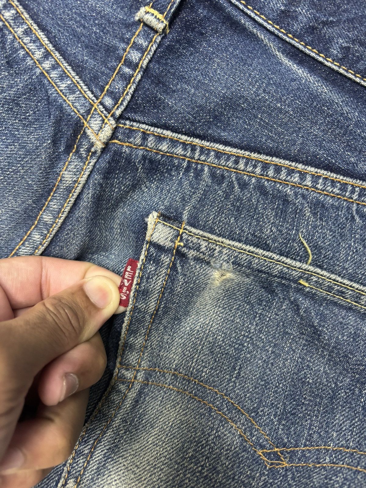 Levi's 🔥VTG 501 BIG E SELVEDGE DISTRESSED DENIM JEANS Size US 32 / EU 48 - 14 Thumbnail
