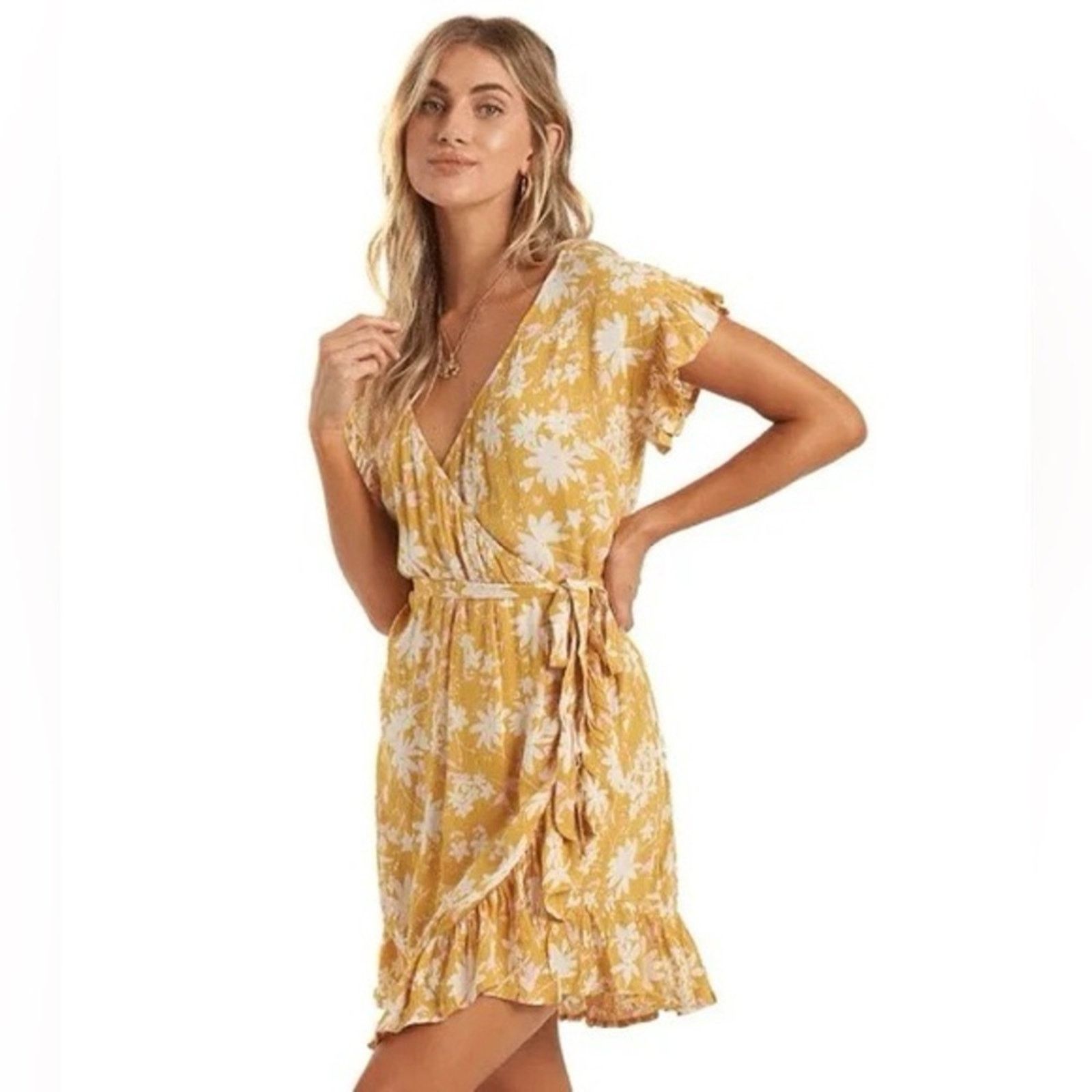 Billabong Billabong NWT Wrap Roll Ruffle Floral Mini Dress Women Small Size S / US 4 / IT 40 - 6 Thumbnail