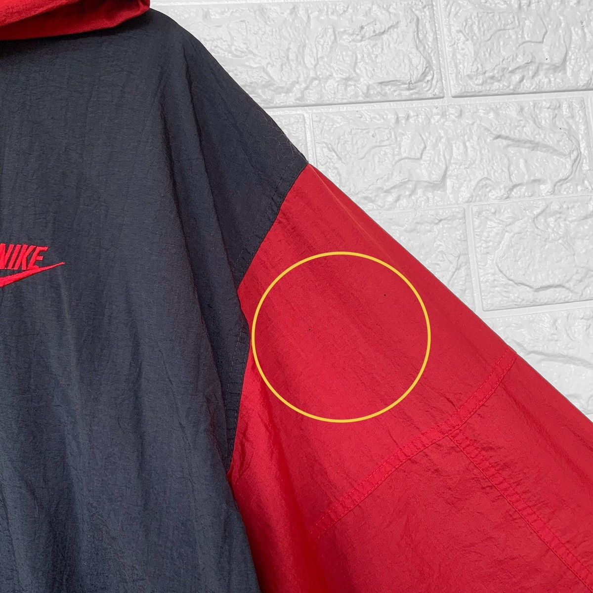 Vintage Vintage 90s Nike JUST DO IT Windbreaker Hoodie Jacket Size US L / EU 52-54 / 3 - 9 Thumbnail