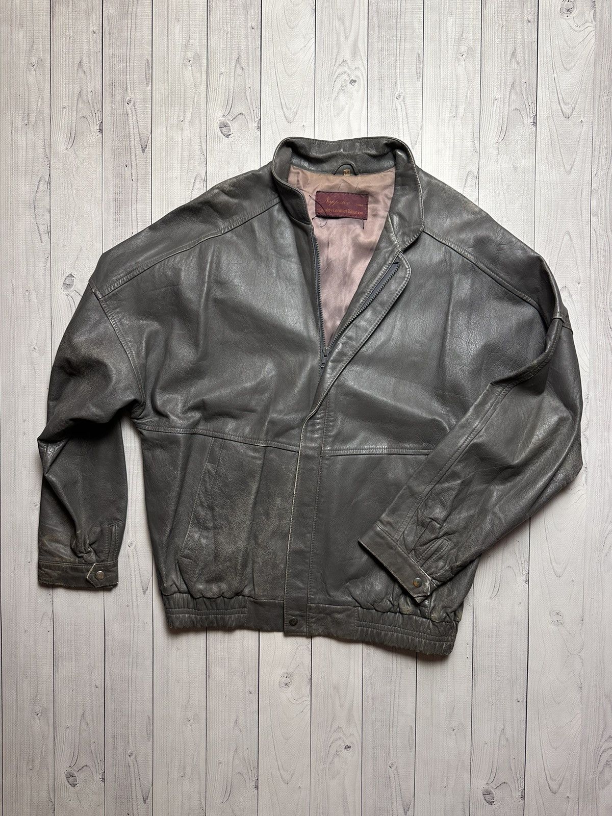 Vintage Vintage Leather Jacket size L grey rare retro Size US L / EU 52-54 / 3 - 1 Thumbnail