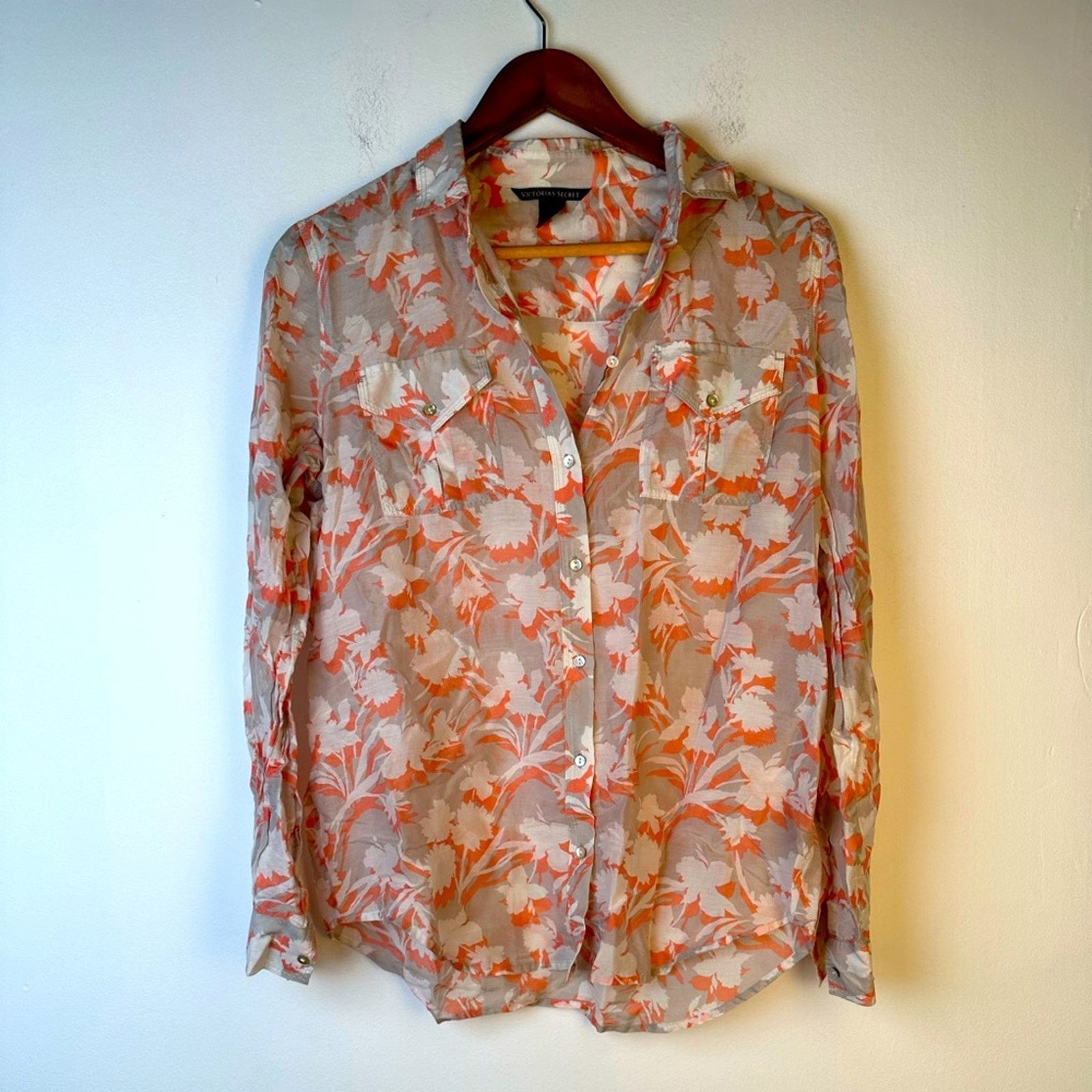 Victoria's Secret Victoria’s Secret Floral Silk Top Size S / US 4 / IT 40 - 1 Thumbnail