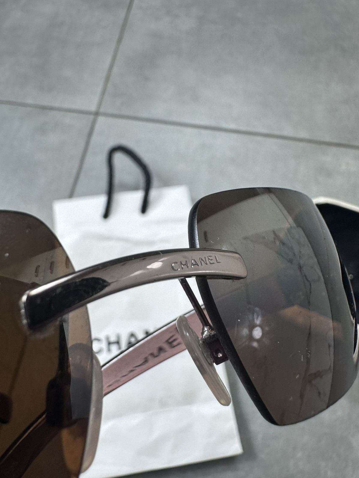 Chanel CHANEL Sunglasses Rimless Rhinestone Shields CC Logo 4048 Size ONE SIZE - 3 Thumbnail