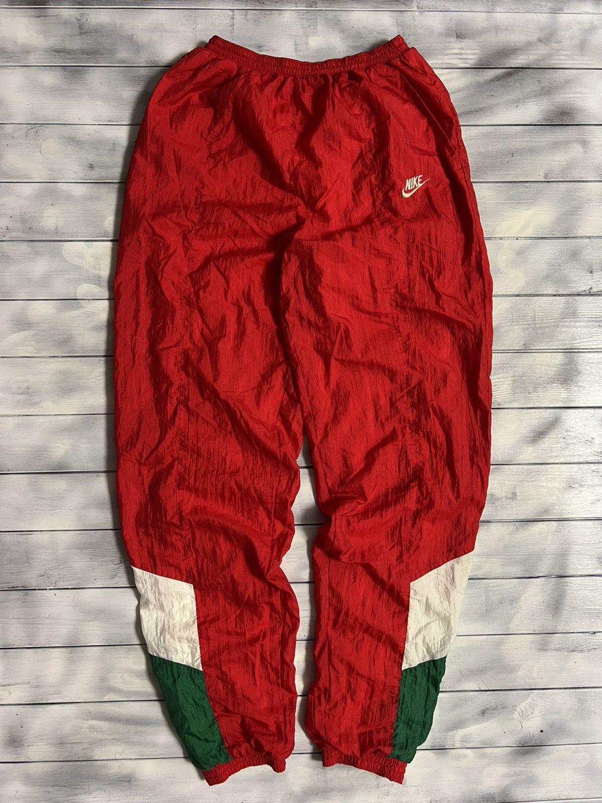Nike Rare Vintage Vest Nike Small Swoosh 90’s Sportwear Size US S / EU 44-46 / 1 - 7 Thumbnail