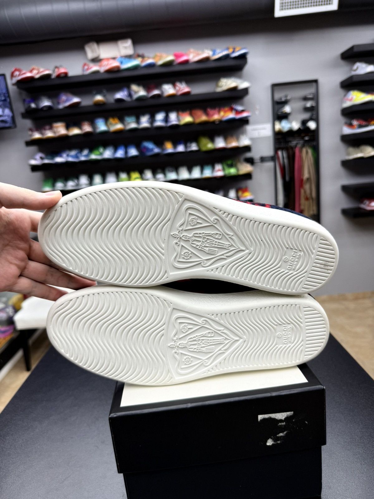 Gucci Gucci Ace GG Logo Terry Cloth Navy Velvet SZ 9.5 G / 10 Us Size US 10 / EU 43 - 15 Thumbnail