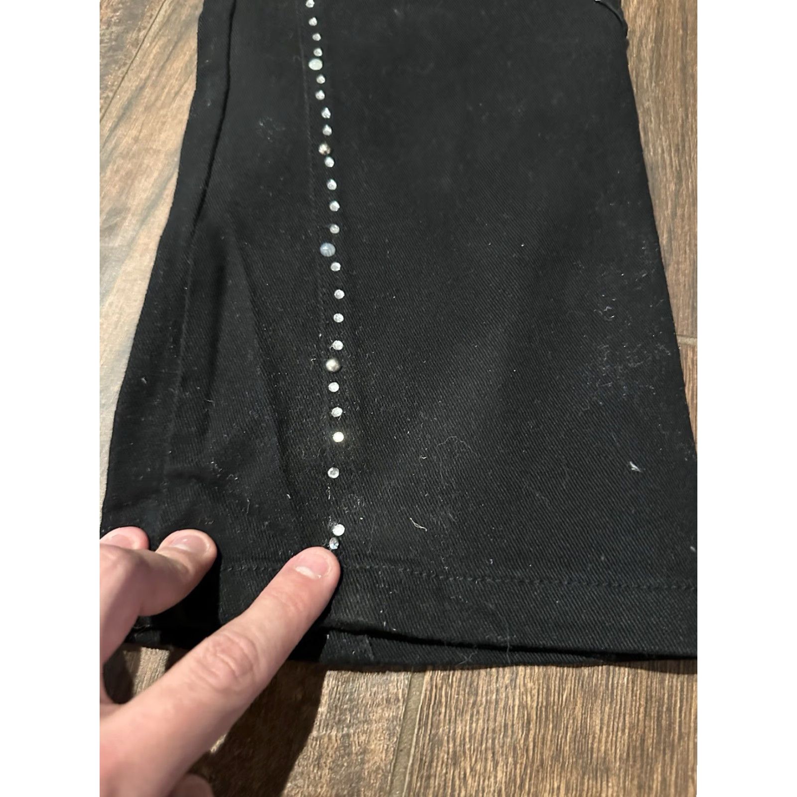 Vintage NWT Platinum Plush Jeans Womens Size 11 Bedazzled Rhinestone Logo Black Y2K Jeans Womens Size 11 Black Rhinestone Logo Platinum Plush Jeans Size 32" / US 10 / IT 46 - 4 Thumbnail