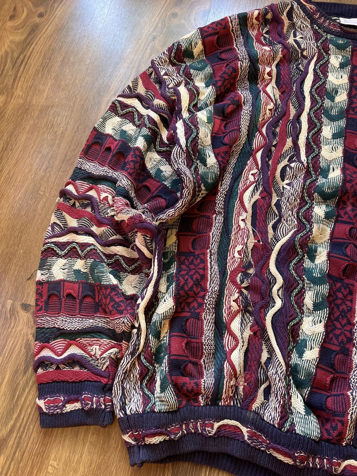 Coogi Rare Coogi 3D Knit / Sweater (Red/White/Green) Size US XL / EU 56 / 4 - 9 Thumbnail