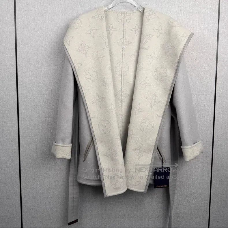 Louis Vuitton Louis Vuitton Bathrobe coat Size 4XL / US 24-26 - 1 Thumbnail