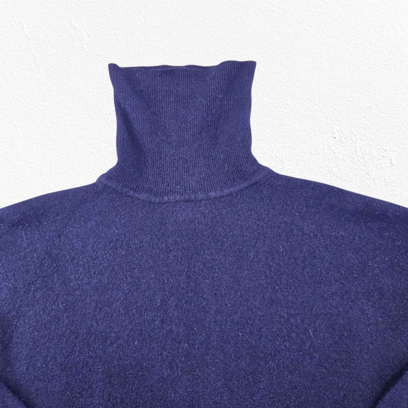 Vintage 80s Navy Blue Lambswool Angora Turtleneck Sweater Size M Size M / US 6-8 / IT 42-44 - 4 Thumbnail