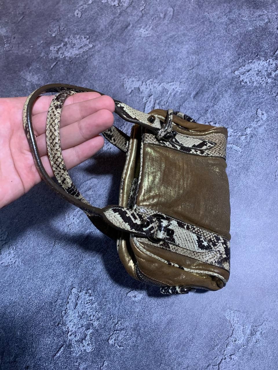 Miu Miu Miu Miu Vintage Gold Metallic Leather Zip Tote Bag Italy Size ONE SIZE - 6 Thumbnail