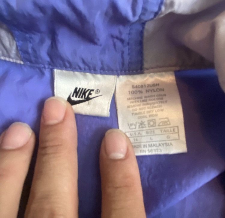 Nike Vintage Nike Windbreaker Size L / US 10 / IT 46 - 2 Thumbnail