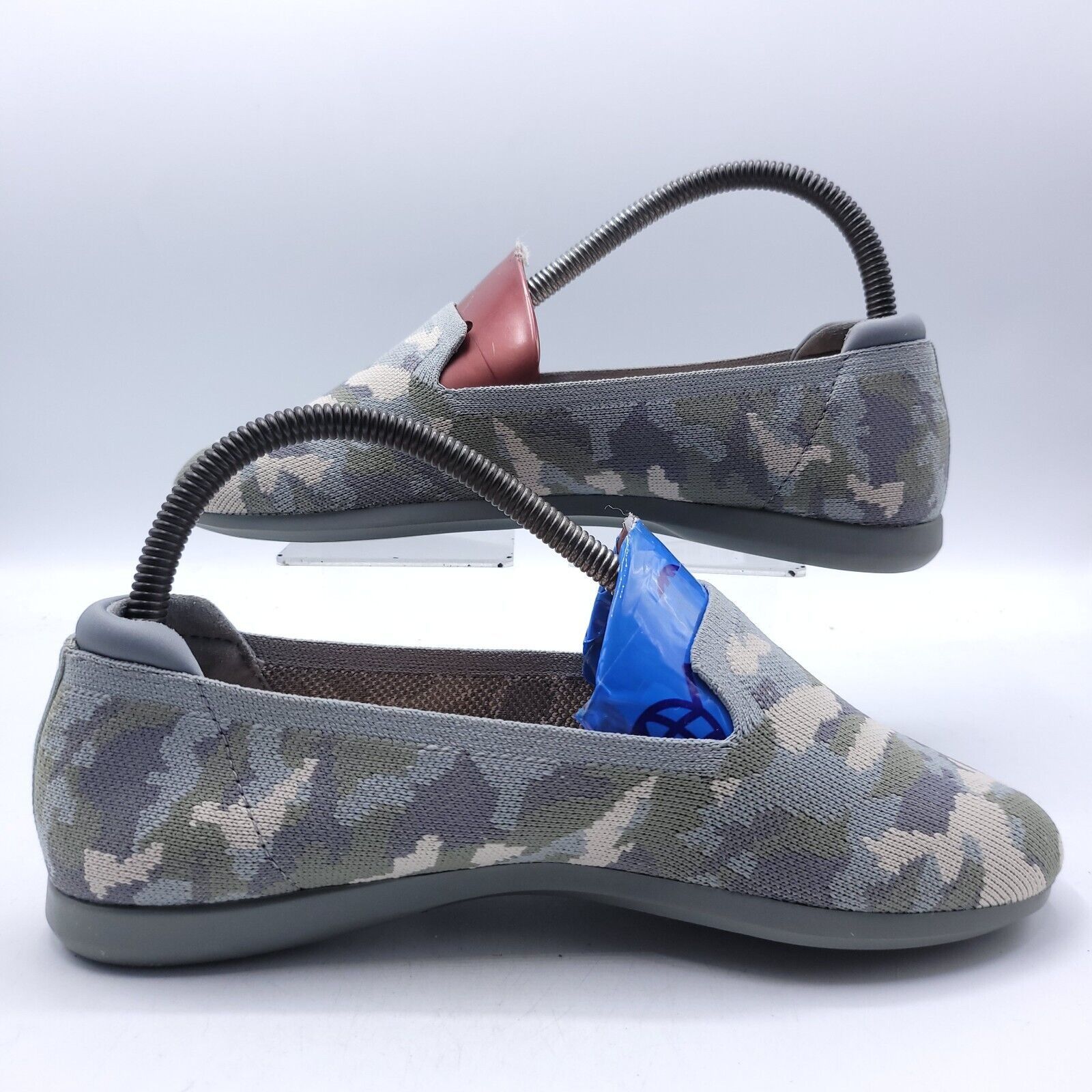 Clarks Cloudsteppers by Clarks Carly Flat Womens Size 7 27772 Gray Size US 7 / IT 37 - 6 Thumbnail