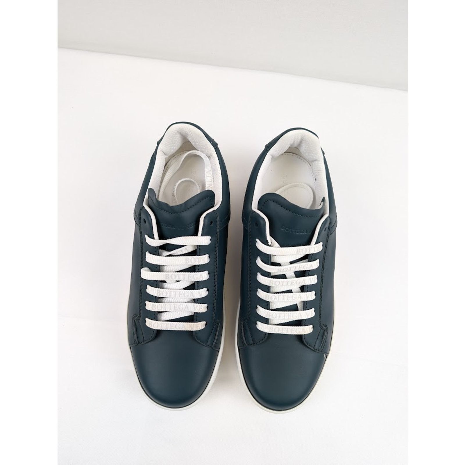 Bottega Veneta o1rshd1 Bolt Calf Low-Top Sneakers in Ottanio Size US 8.5 / EU 41-42 - 15 Thumbnail