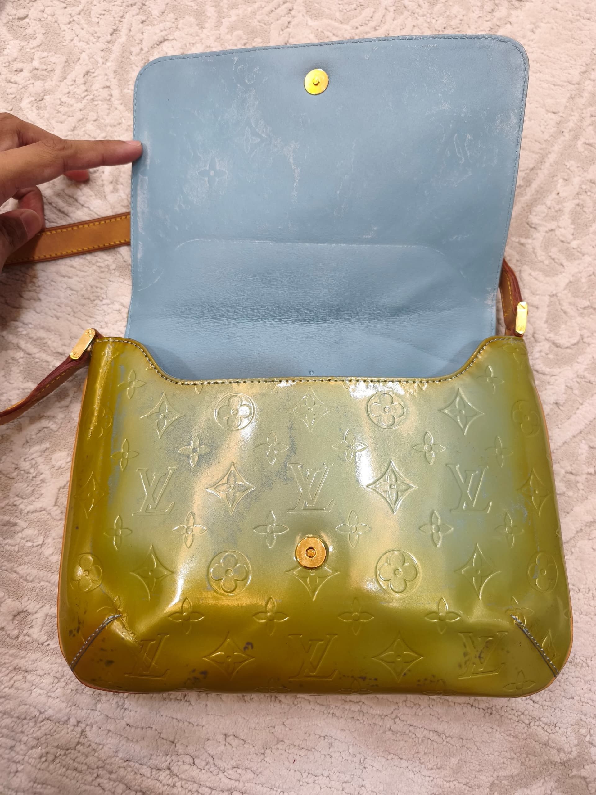 Louis Vuitton Louis Vuitton Yellow Monogram Vernis Thompson Street Bag Size ONE SIZE - 5 Thumbnail