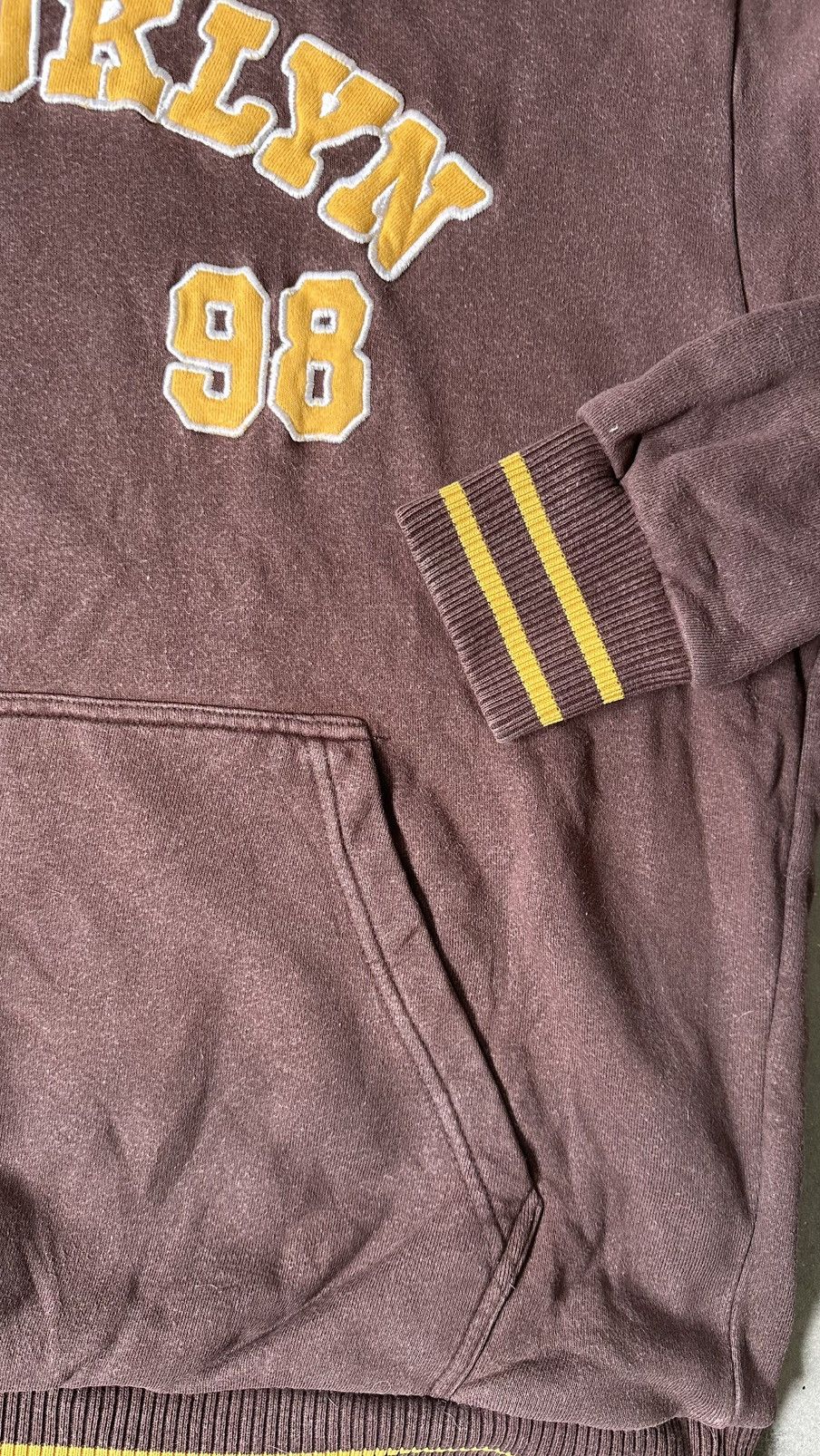 Brooklyn Industries VINTAGE BROOKLYN INDUSTRIES SPELLOUT HOODIE Size US L / EU 52-54 / 3 - 4 Thumbnail