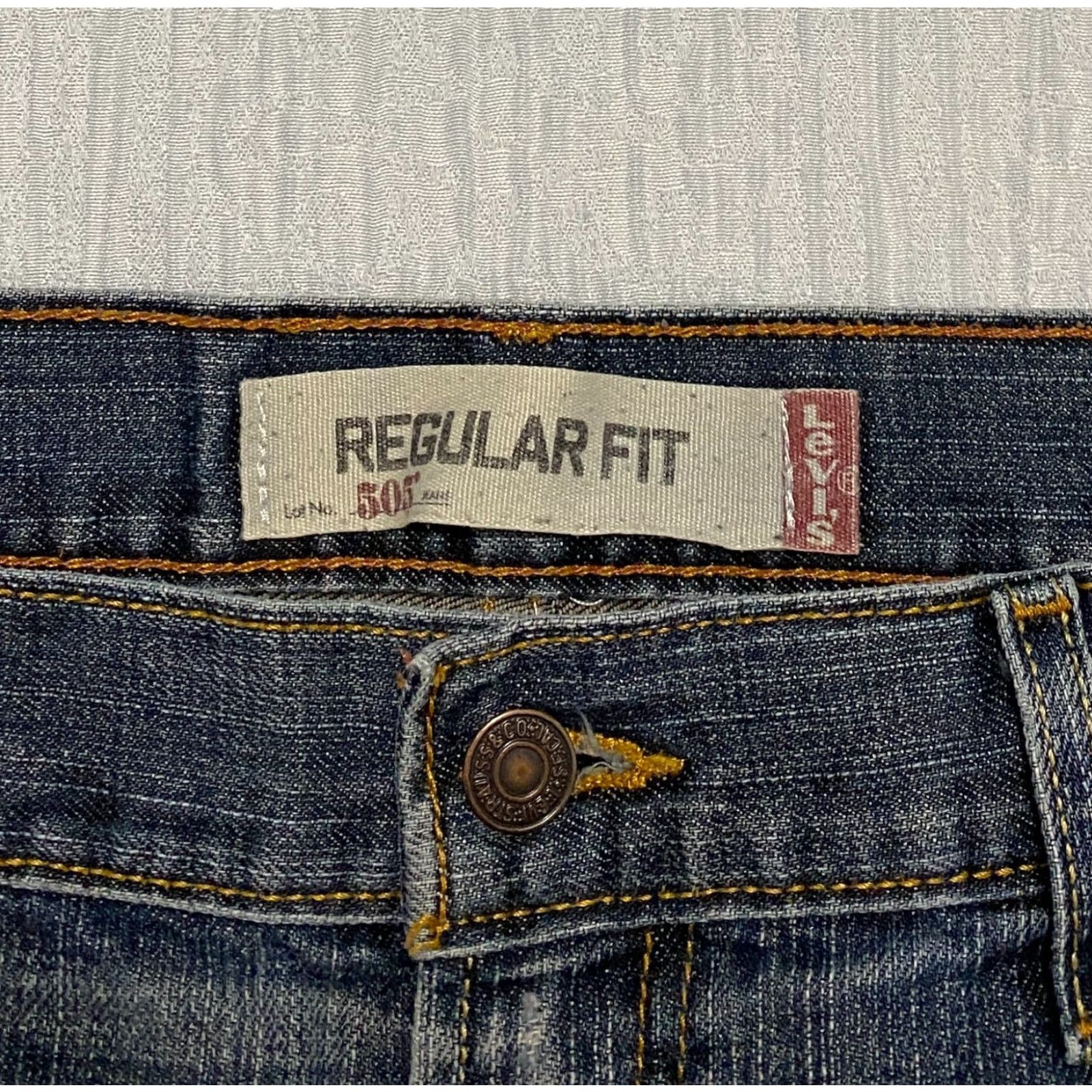 Levi's Levi's 505 Regular Jeans 36×30 Blue Distressed Ripped Whiskers Denim Mens Grunge Size US 36 / EU 52 - 4 Thumbnail