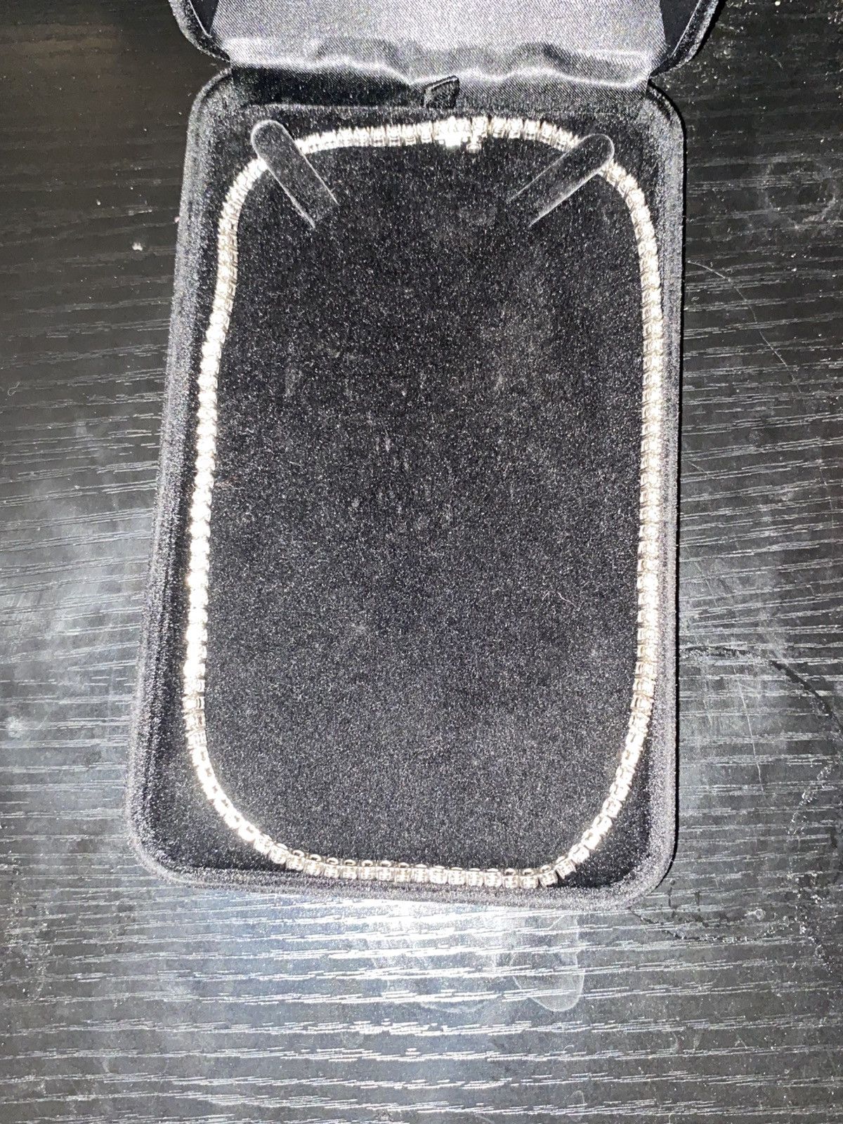 Other 900 silver chain (90% purity) comes with box , cleaning kit Size ONE SIZE - 2 Thumbnail