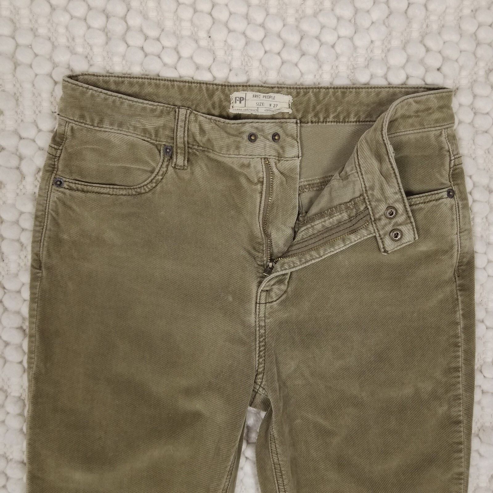 Free People Free People High Rise Slim Leg Olive Green Velvet Jeans 27 Size 27" / US 4 / IT 40 - 3 Thumbnail