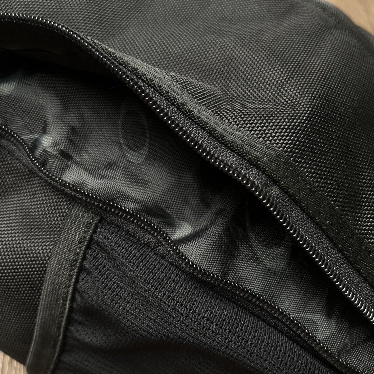 Oakley Oakley Backpacks Size 32 - 10 Thumbnail