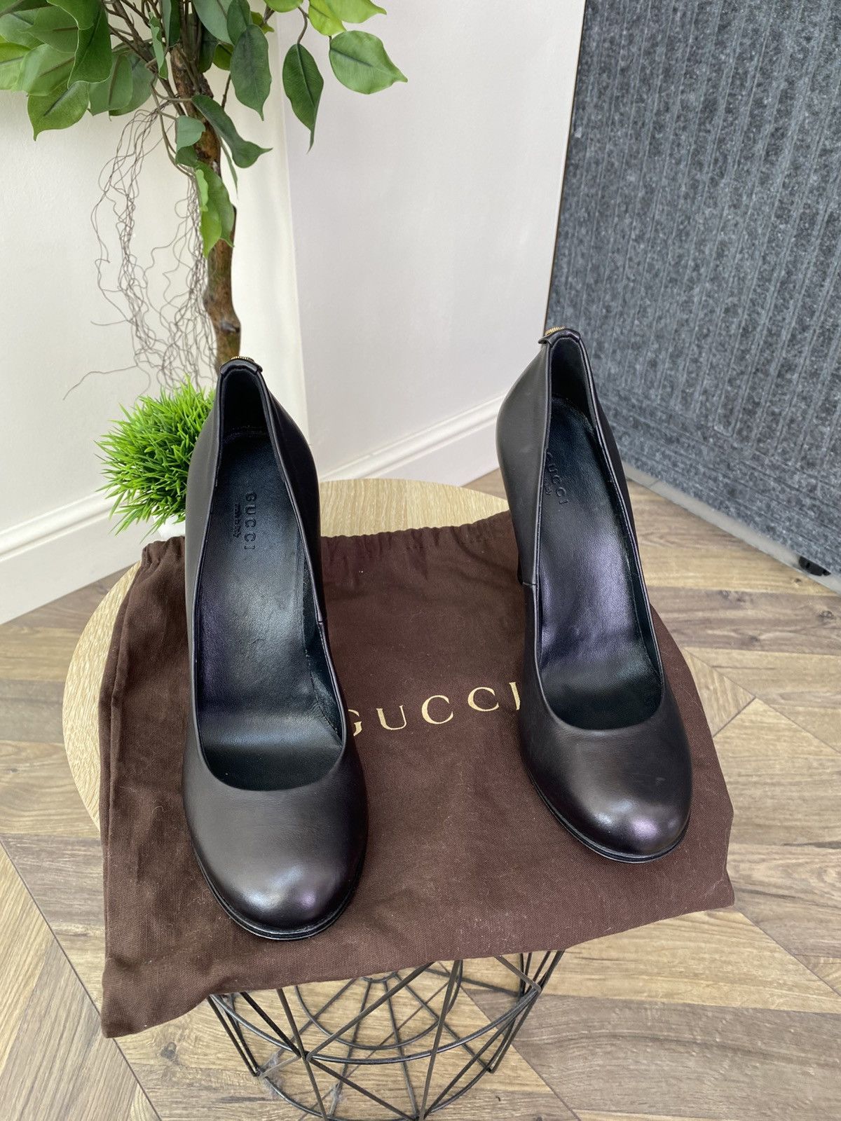 Gucci Vintage Gucci Saddle Soft Leather Round Toe Pumps Size US 10 / IT 40 - 2 Thumbnail