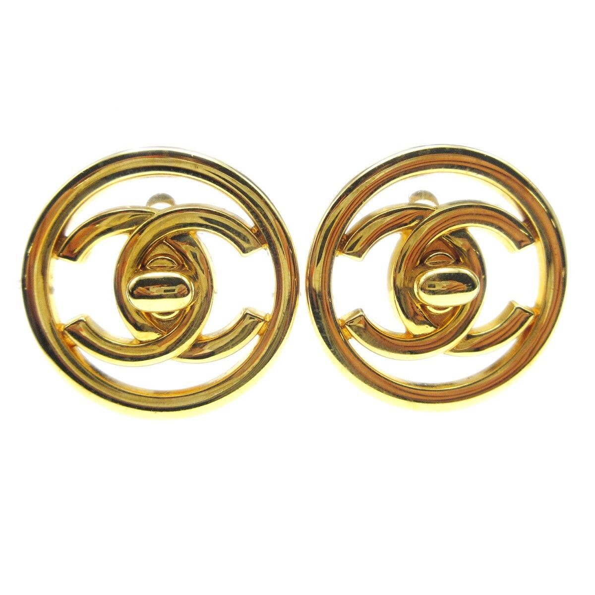 Chanel Chanel Round CC Turnlock Clip-On Earrings Metal Size ONE SIZE - 1 Thumbnail