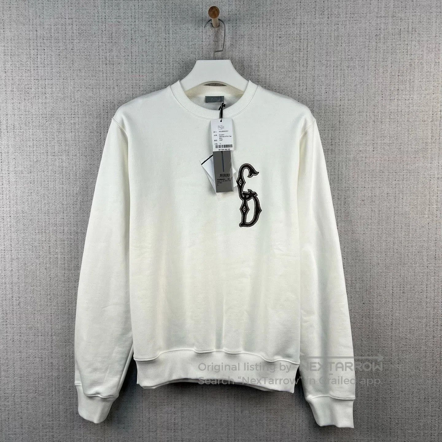 Dior Dior Solid Logo Embroidery Crewneck Sweatshirt. Size US L / EU 52-54 / 3 - 1 Thumbnail