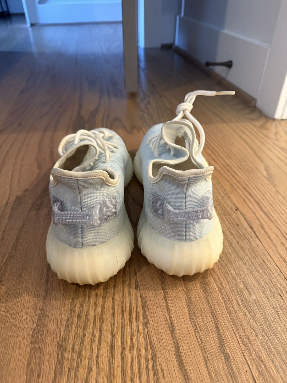 Yeezy Yeezy Boost 350 V2 Mono Ice Size US 12 / EU 45 - 3 Thumbnail