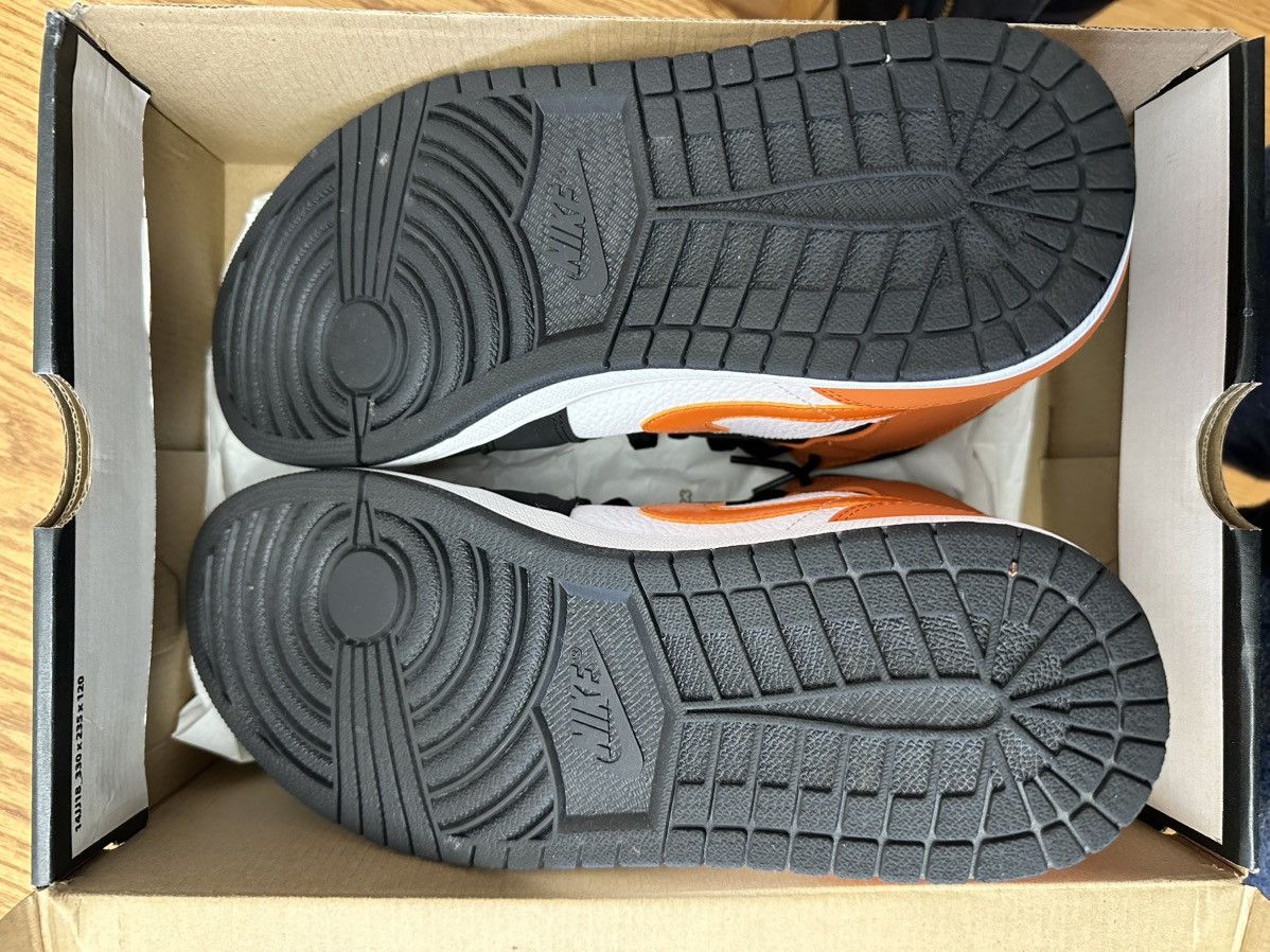 Jordan Brand × Nike Jordan 1 Shattered Backboard Retro Mid Size US 11 / EU 44 - 5 Thumbnail