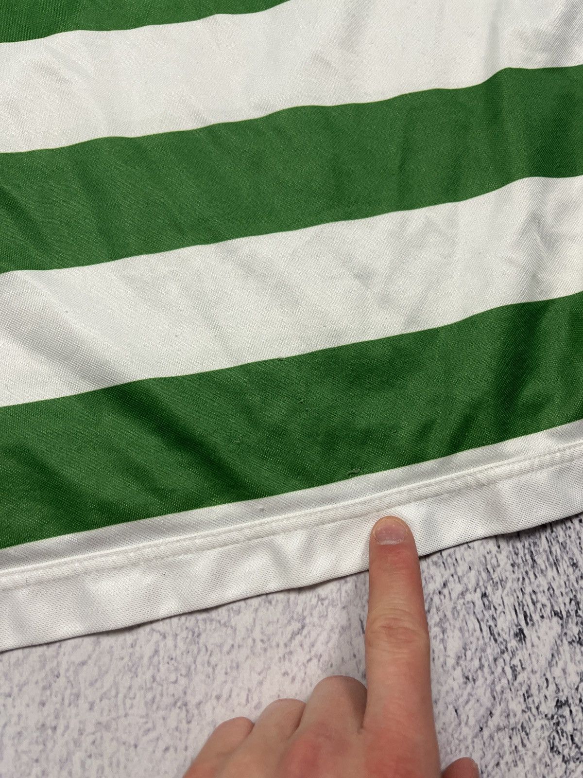 Umbro Vintage Umbro Celtic 1999/01 Home Soccer Jersey Long Sleeve Size US M / EU 48-50 / 2 - 19 Thumbnail
