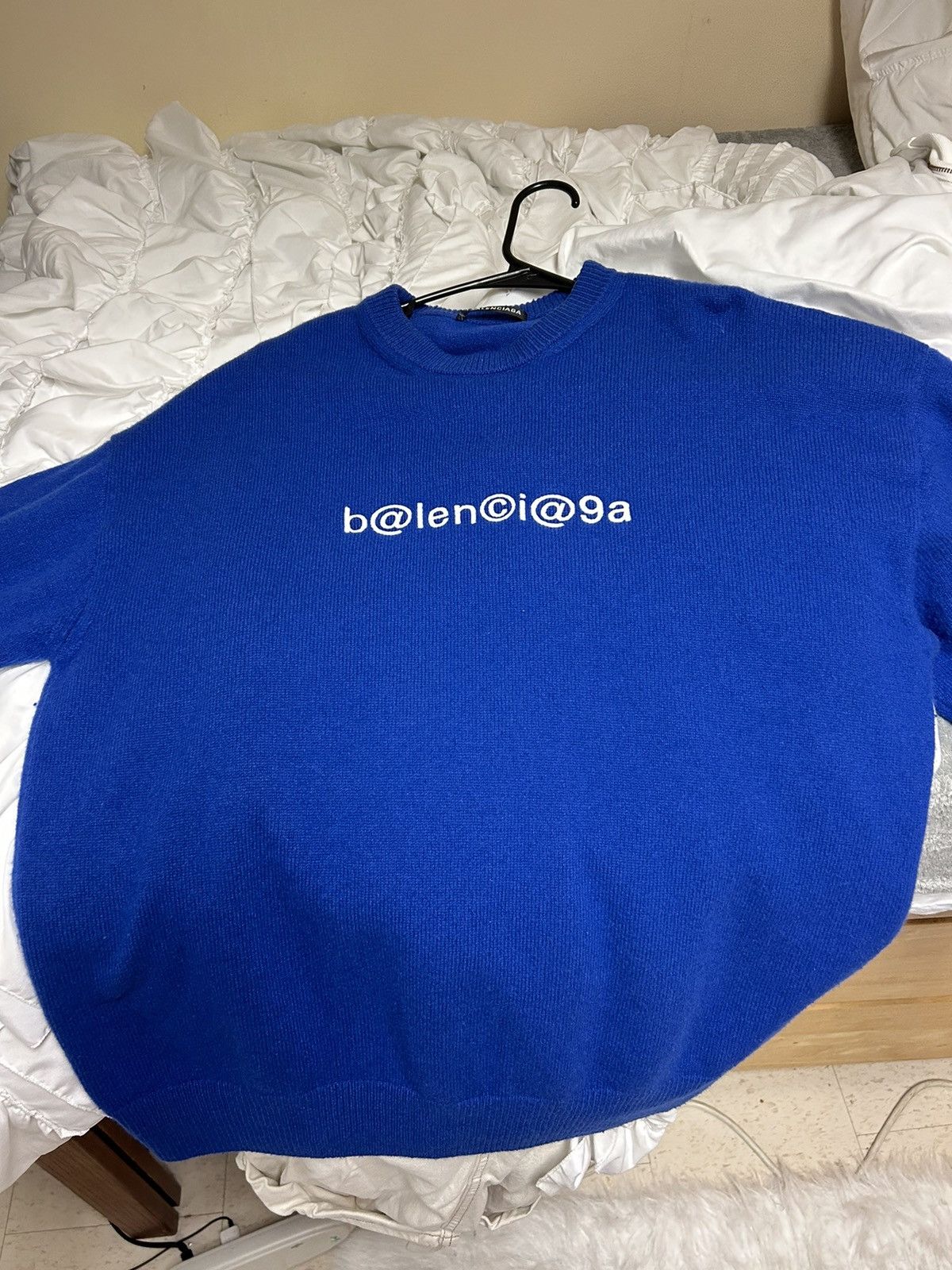Balenciaga Balenciaga crewneck Size US M / EU 48-50 / 2 - 1 Thumbnail