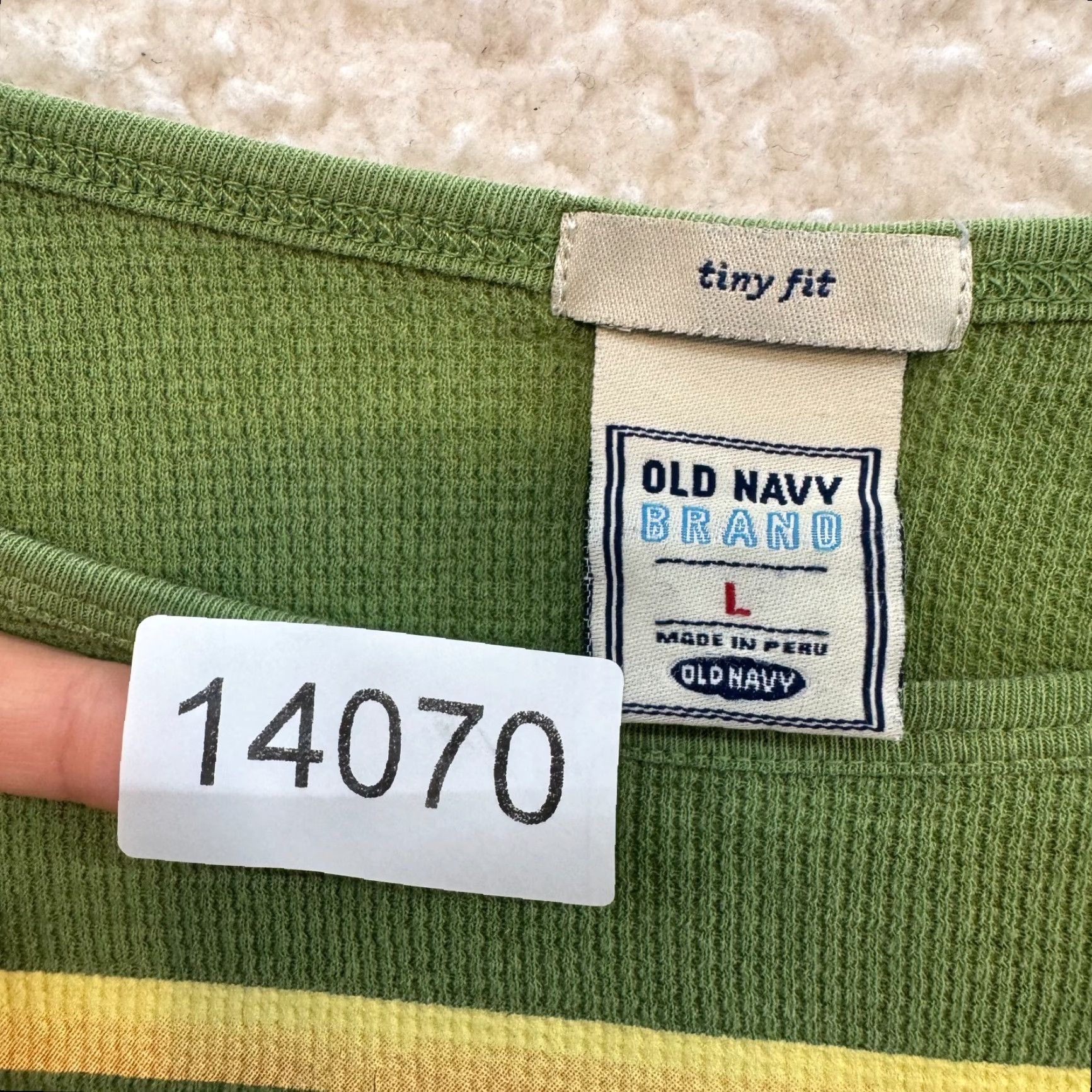 Old Navy VINTAGE Old Navy Y2K Long Sleeve Shirt L Green Thermal Waffle Knit Graphic Grunge Mens Girls? Size L / US 10 / IT 46 - 7 Thumbnail