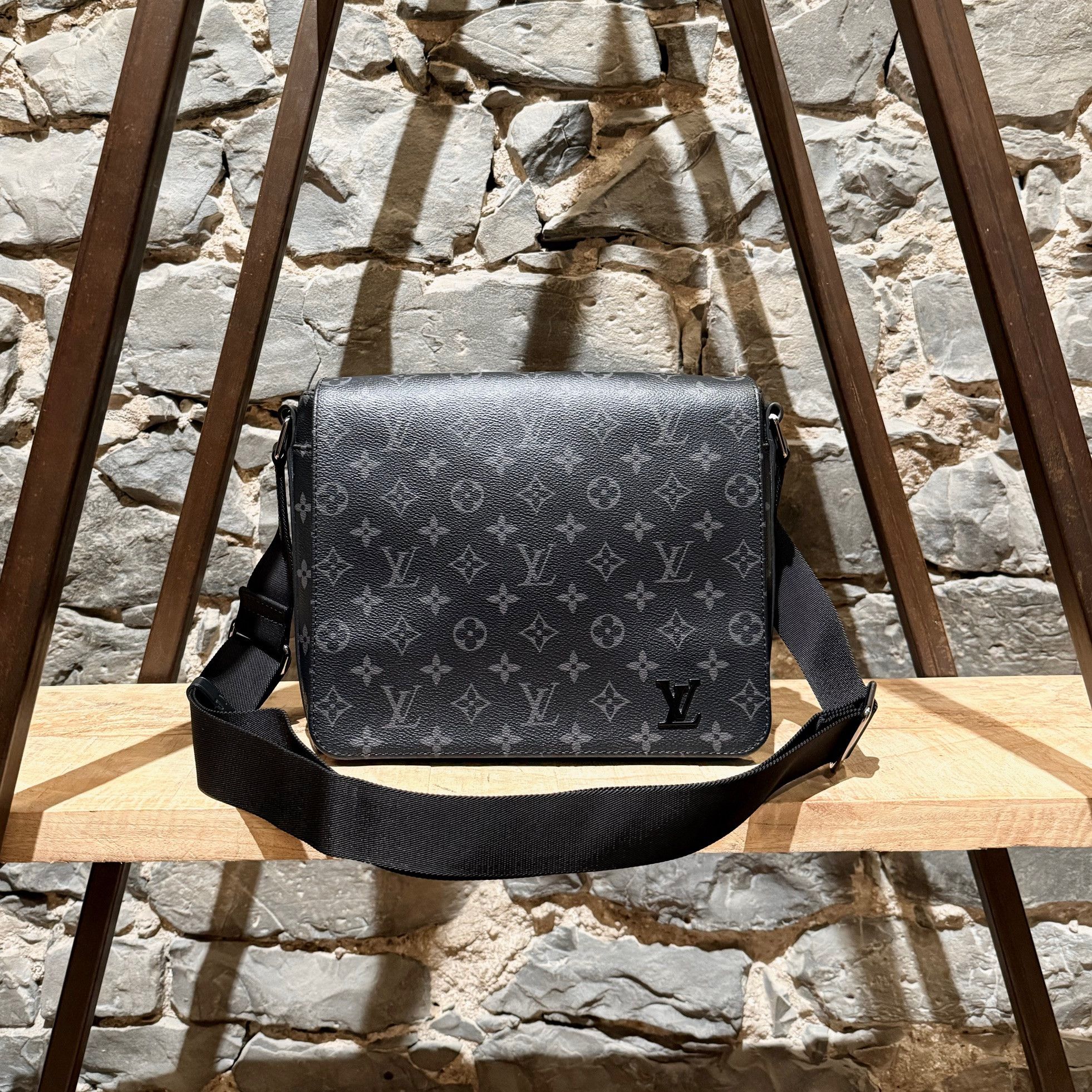 Louis Vuitton Louis Vuitton Monogram Eclipse District PM Messenger Bag Grailed