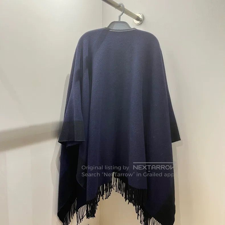 Hermes Hermes Double-sided fringed cloak shawl Size ONE SIZE - 2 Thumbnail