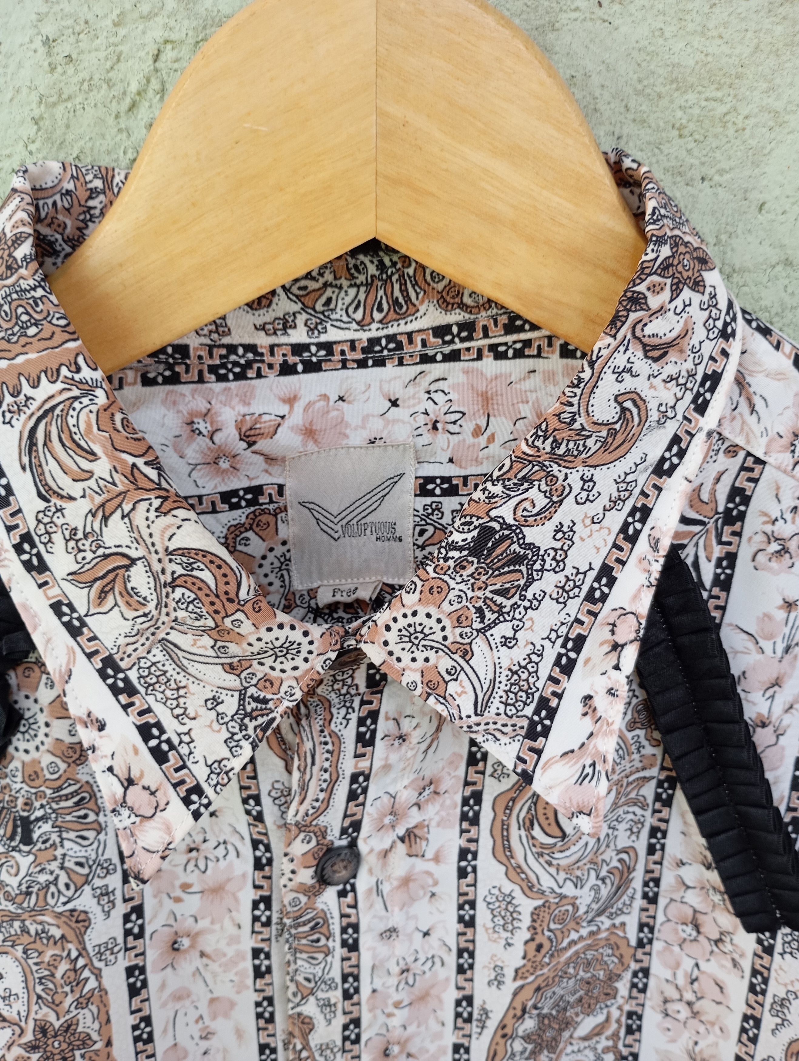 Japanese Brand Vintage 90s Voluptuous Printed Shirt Size L / US 10 / IT 46 - 3 Thumbnail
