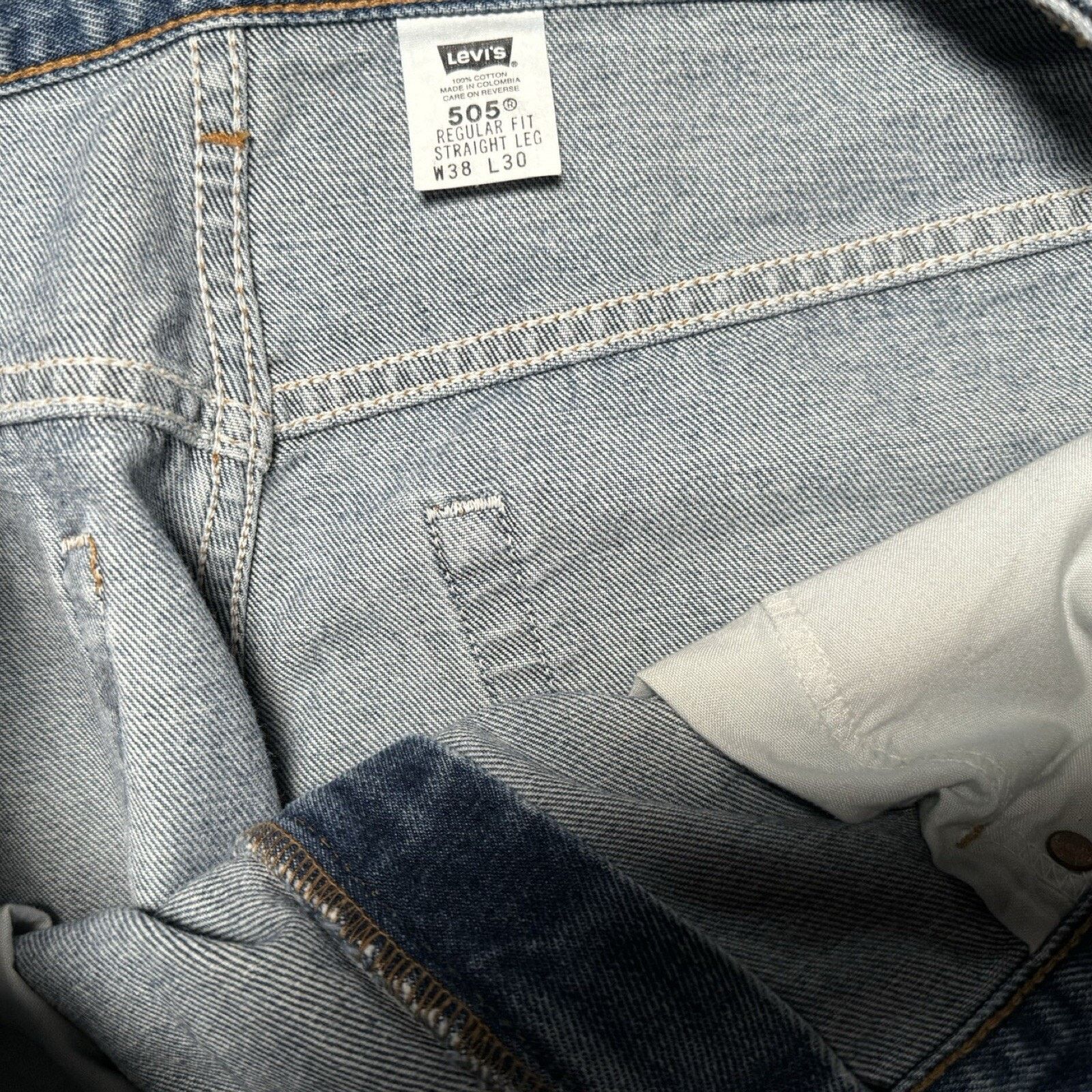 Levi's VTG Levi's 505 Jeans Mens 38x30 Red Tab Blue Light Wash Size US 38 / EU 54 - 4 Thumbnail