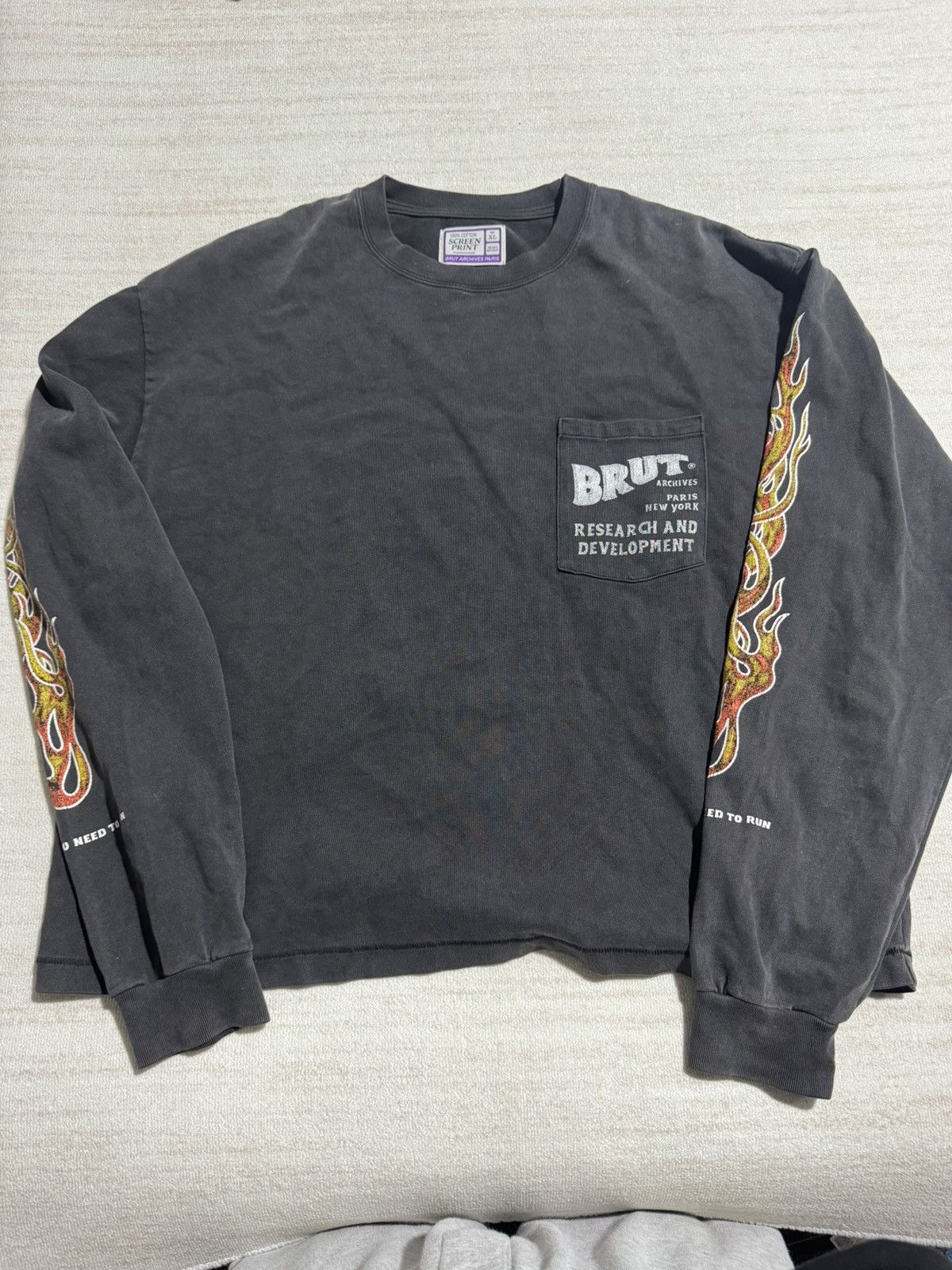 BRUT Archive No need to run tee Size US XL / EU 56 / 4 - 4 Thumbnail