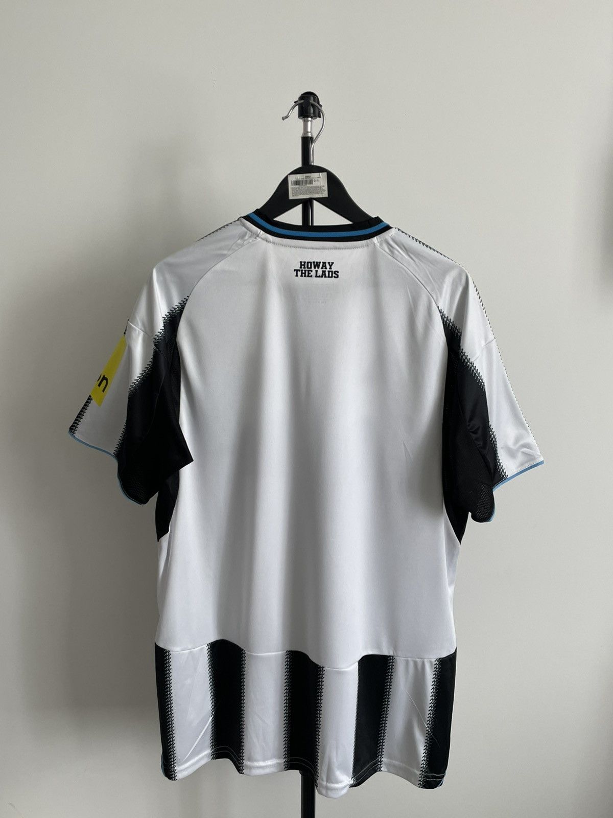 Adidas Adidas Newcastle 2025/2026 Home Football Shirt Jersey RARE Size US XL / EU 56 / 4 - 6 Thumbnail