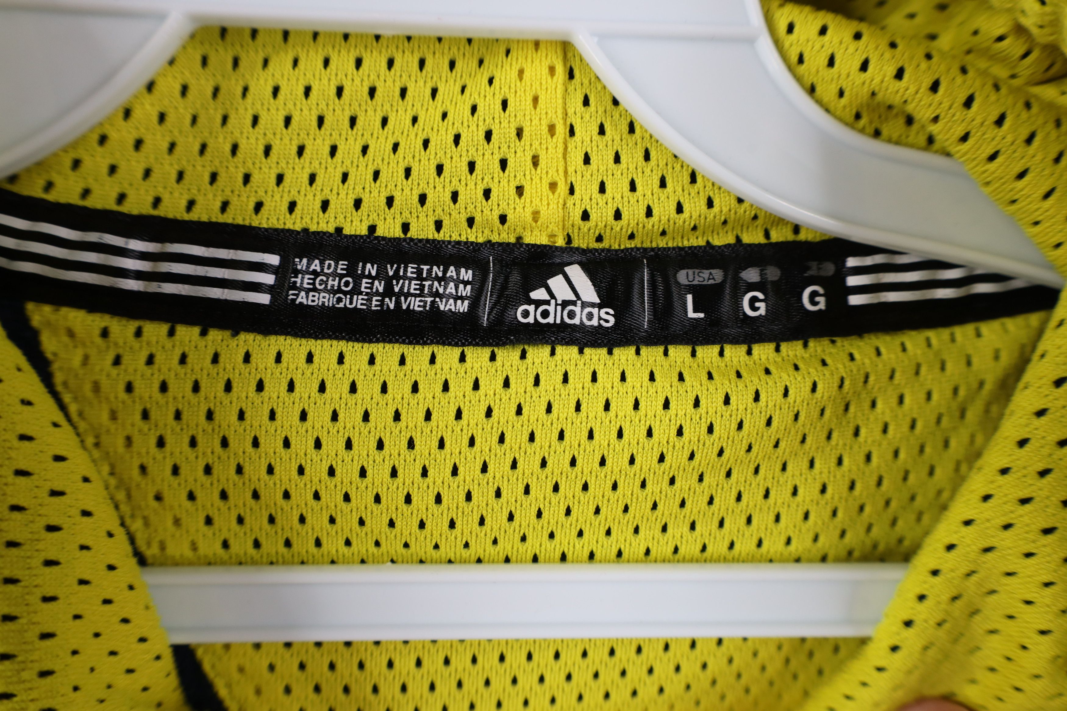 Adidas Vintage Y2K Adidas University of Michigan Hoodie Sweatshirt Size US L / EU 52-54 / 3 - 9 Thumbnail
