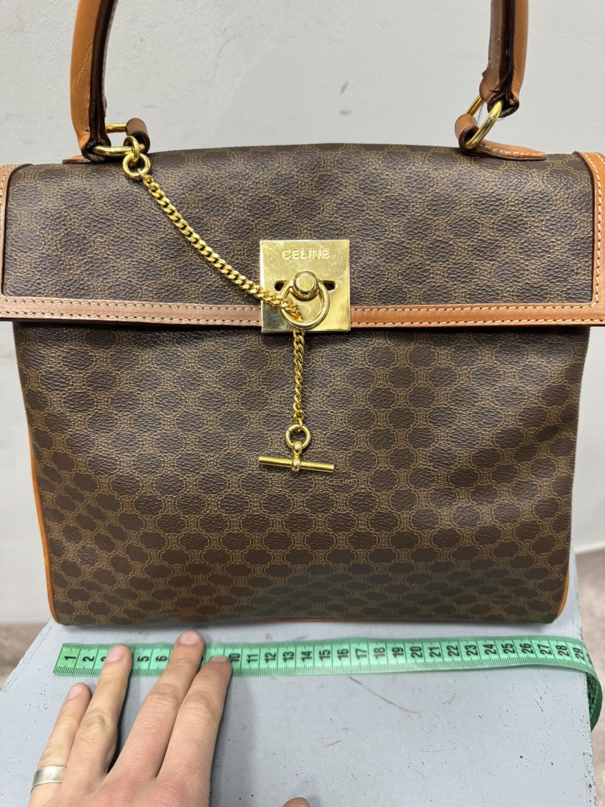 Celine Monogram Celine Leather hand bag luxury Size ONE SIZE - 10 Thumbnail