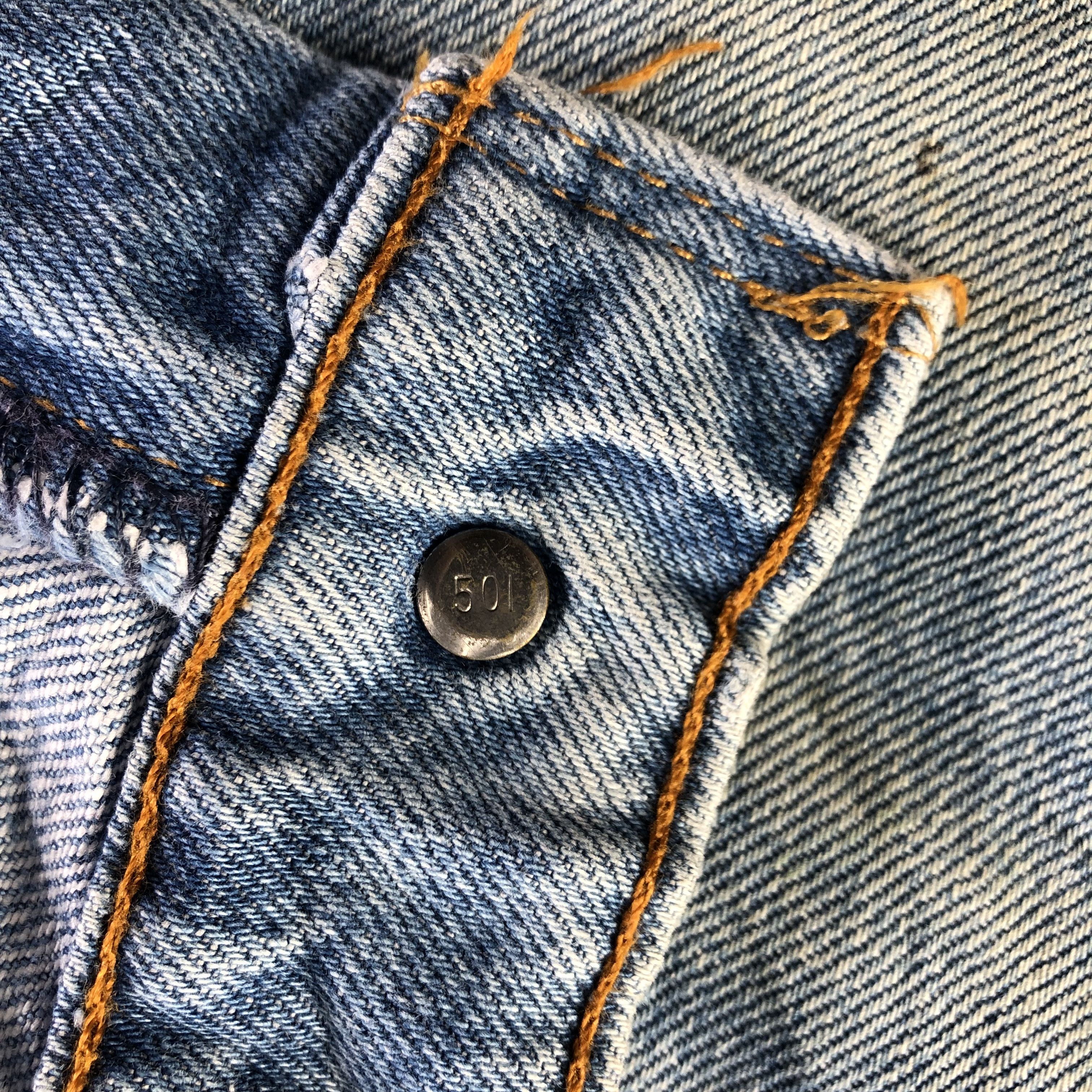 Levi's 90s Vintage Blue Wash Levis 505 Jeans-J3969 Size US 36 / EU 52 - 9 Thumbnail