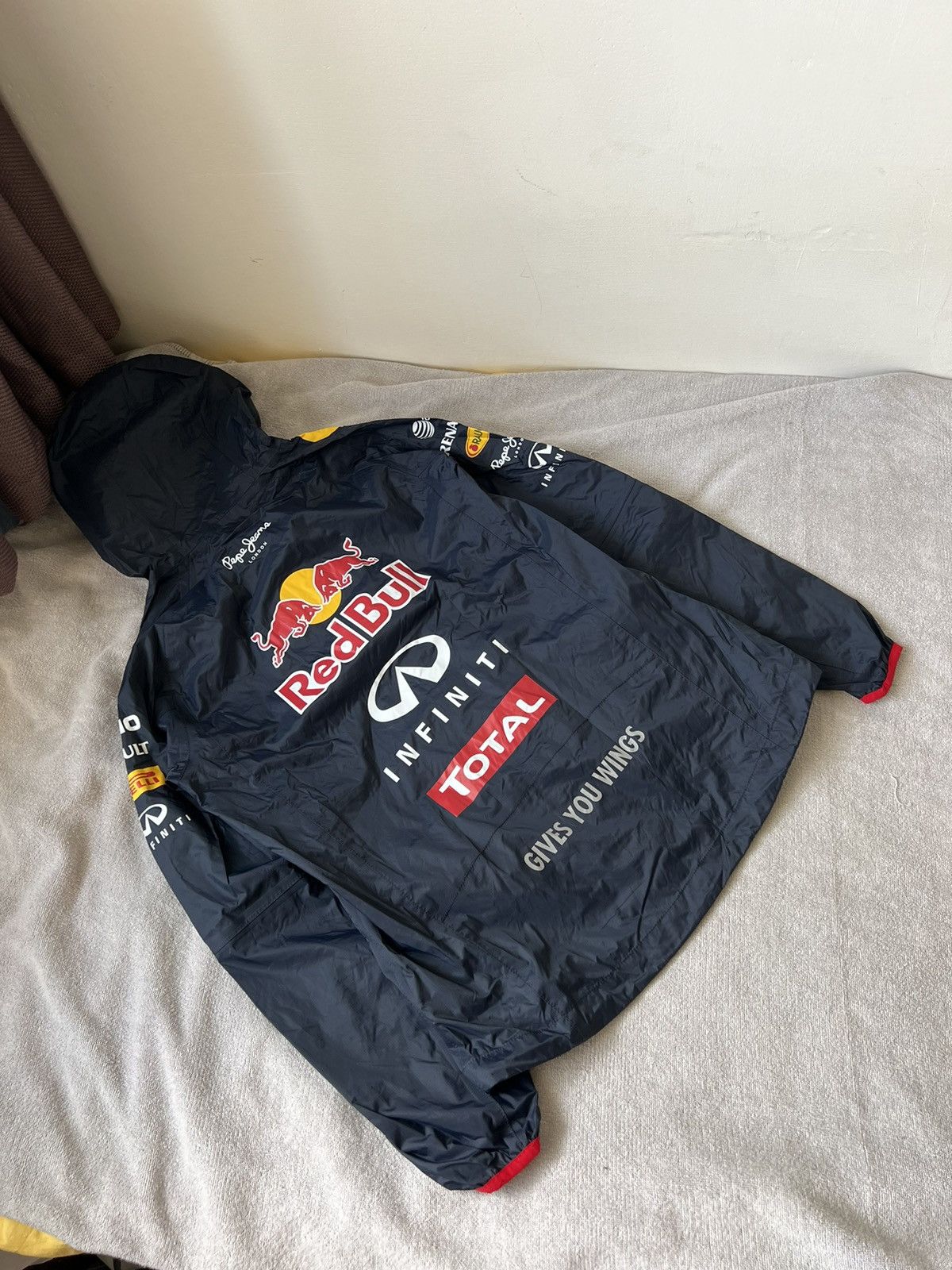 Pepe Jeans × Red Bull Pepe Jeans vintage red bull track jacket geox racing moto Size US S / EU 44-46 / 1 - 7 Thumbnail
