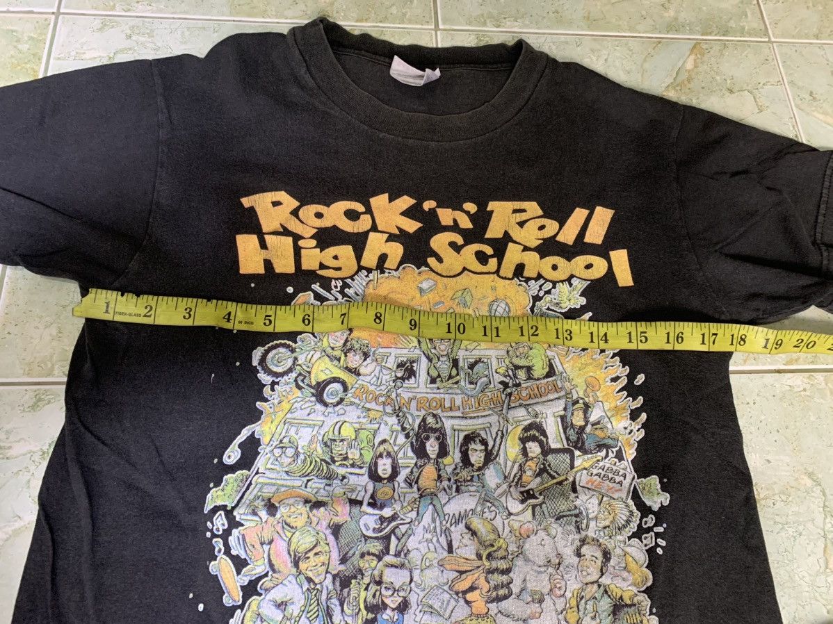 Vintage Vintage ROCK N ROLL HIGH SCHOOL T-shirt Movie Size US S / EU 44-46 / 1 - 7 Thumbnail