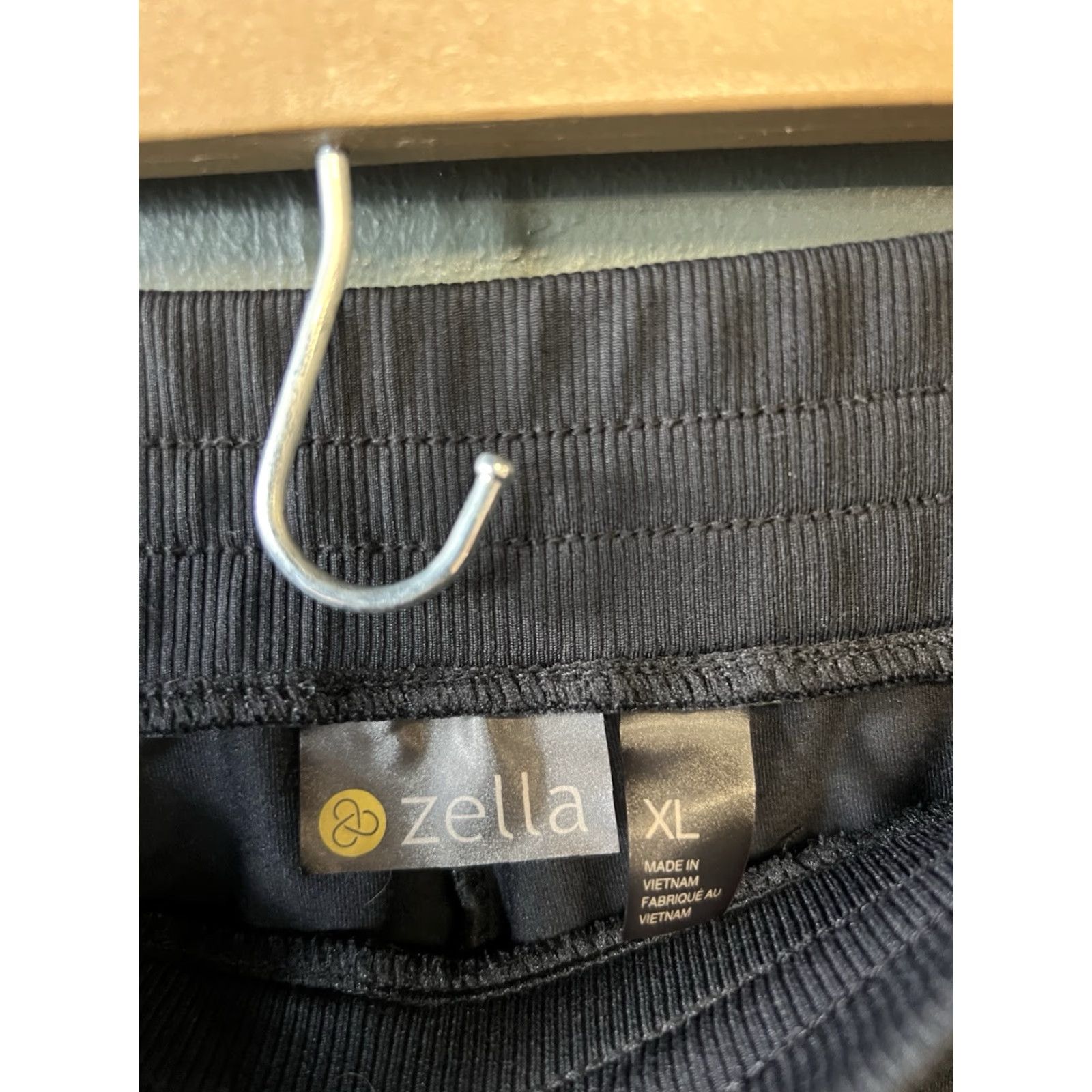Vintage Zella Mens Black Athletic Jogger Sweatpants Drawstring Size XL Pants Regular XL Black Jogger Mens Size US 36 / EU 52 - 3 Thumbnail