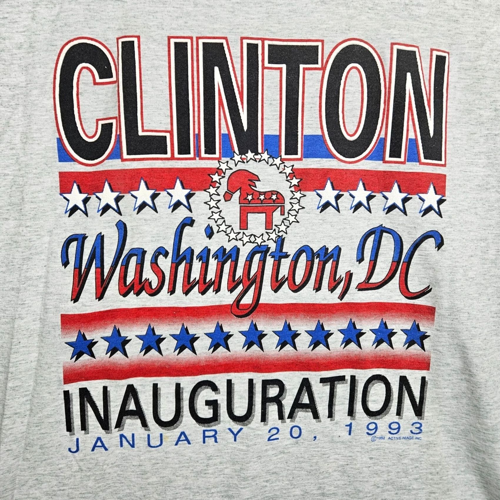 Fruit Of The Loom VINTAGE Bill Clinton Presidential Inauguration Graphic Short Sleeve Tee XL Gray Mens T-Shirt 1990s Size US 36 / EU 52 - 3 Thumbnail