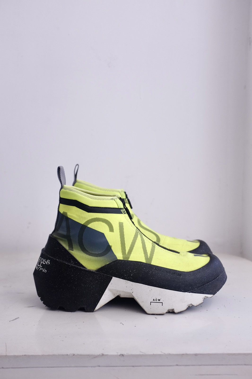 A-COLD-WALL* × Converse A-Cold-Wall* x Converse Geo Forma Boot Volt Size US 9 / EU 42 - 1 Thumbnail