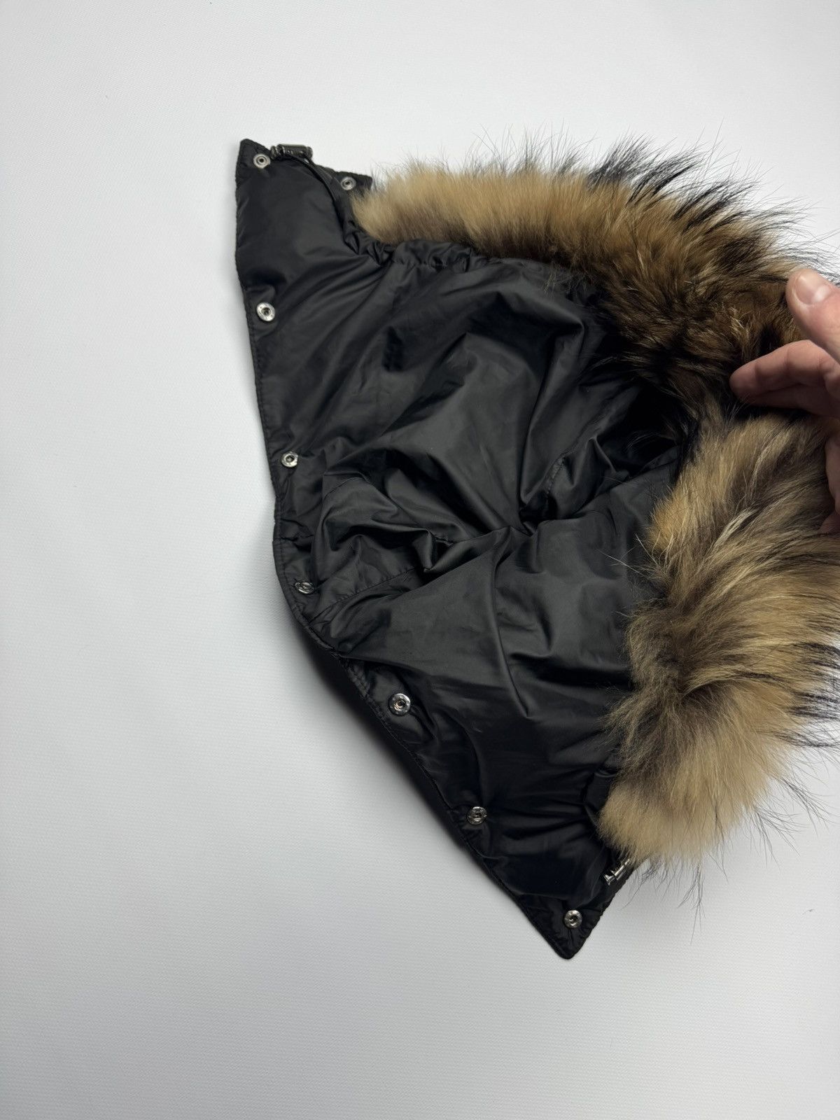 Moncler Moncler Fur Hood Size ONE SIZE - 8 Thumbnail